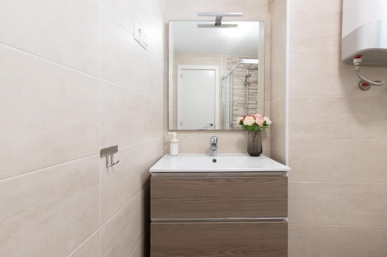 Apartamento Santa Matilde 11 Apartment Malaga Ngoại thất bức ảnh
